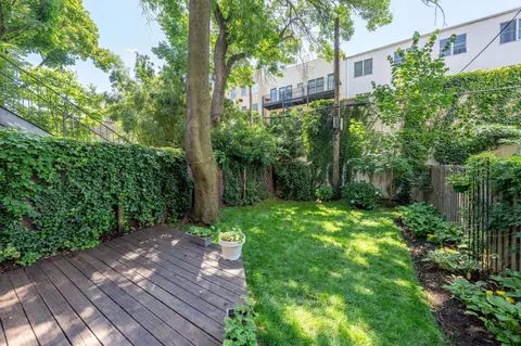 224 Park Ave #1, Hoboken, NJ 07030