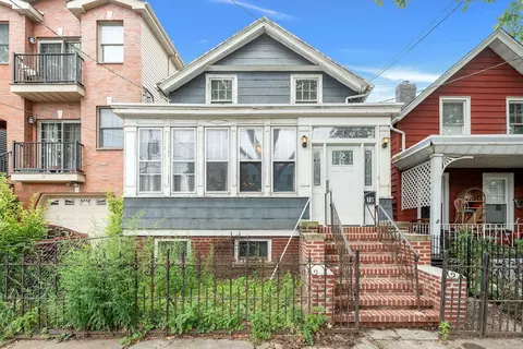 78 Lincoln St, Jersey City, NJ 07307