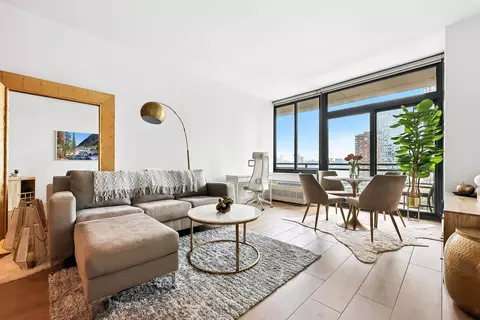 389 Washington St #11H, Jersey City, NJ 07302