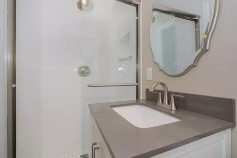 122 Village Cir E, Paramus, NJ 07652 photo 27