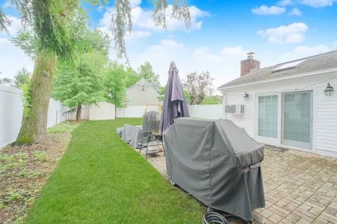 122 Village Cir E, Paramus, NJ 07652 photo 34