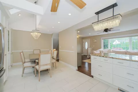 122 Village Cir E, Paramus, NJ 07652 photo 5