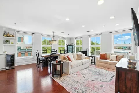 812 Grand St #510, Hoboken, NJ 07030