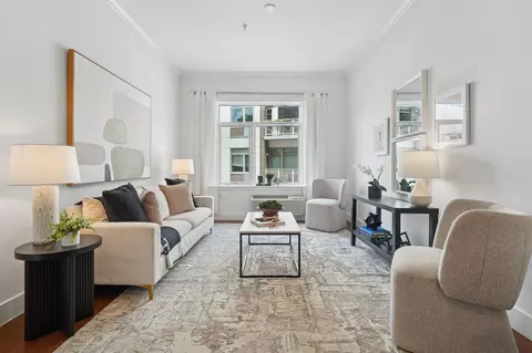 217 Newark Ave #210, Jersey City, NJ 07302