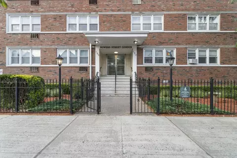 154 Bowers St #2A, Jersey City, NJ 07307