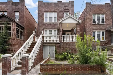 636 Blvd E, Weehawken, NJ 07086