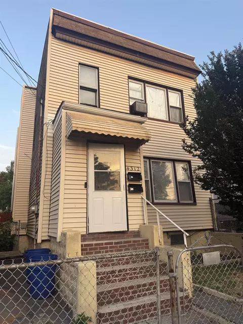 4312 Cottage Ave, North Bergen, NJ 07047