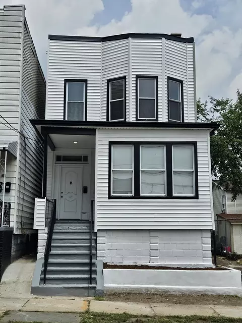 10 Wilkinson Ave, Jersey City, NJ 07305