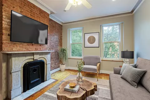 229 3rd St #202, Jersey City, NJ 07302