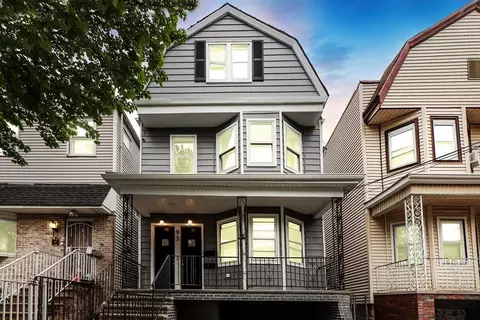 93 W 11th St, Bayonne, NJ 07002