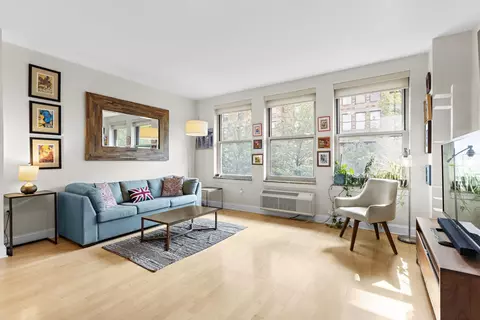 10 Regent St #206, Jersey City, NJ 07302