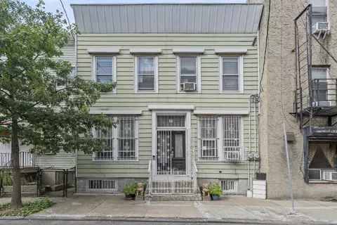 10 Smith St, Jersey City, NJ 07306