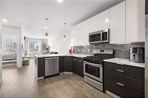 62 69th St #503, Guttenberg, NJ 07093