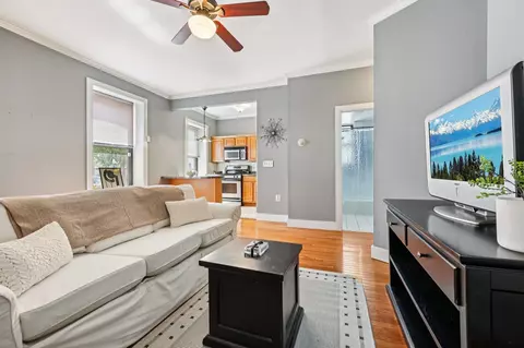 263 10th St #1E, Jersey City, NJ 07302