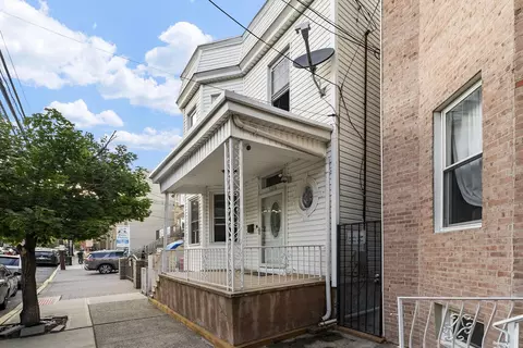126 62nd St, West New York, NJ 07093