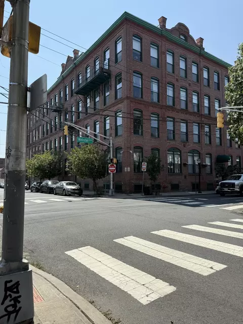 126 Webster Ave #1G, Jersey City, NJ 07307