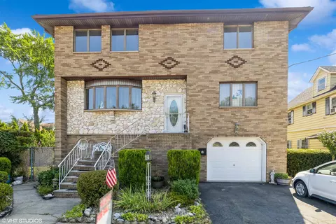 28 Daniel St, Moonachie, NJ 07074