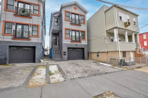 67 W 19th St, Bayonne, NJ 07002