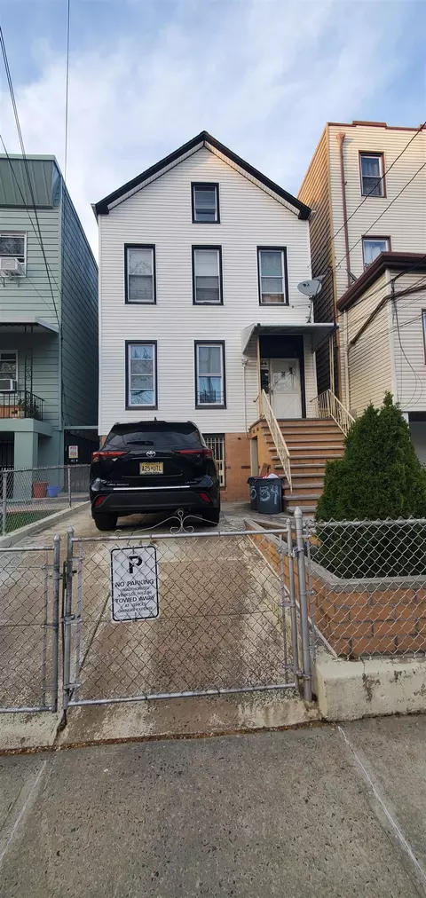54 Jefferson Ave, Jersey City, NJ 07306