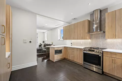 1012 Park Ave #8, Hoboken, NJ 07030