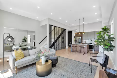 134 Manhattan Ave #2, Jersey City, NJ 07307