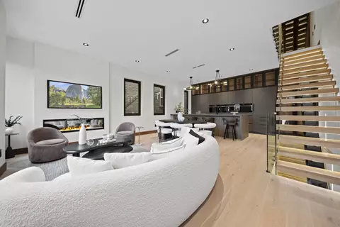 91 Hancock Ave #2, Jersey City, NJ 07307