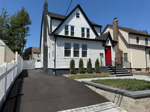 190 Elder Ave, Bergenfield, NJ 07621