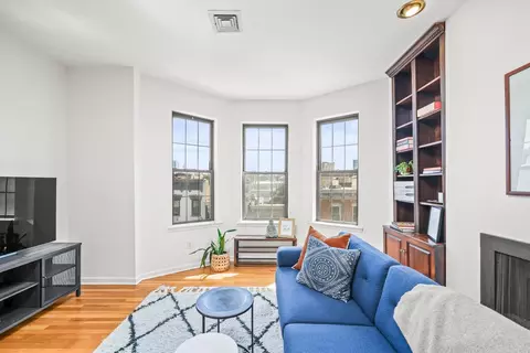902 Willow Ave #9, Hoboken, NJ 07030