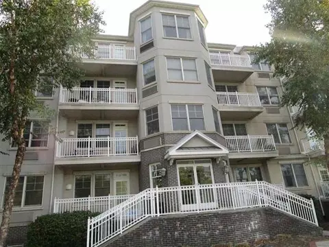 30 Freedom Way #202B, Jersey City, NJ 07305