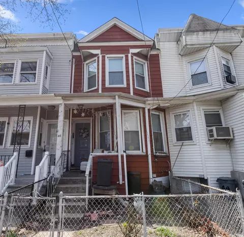 46 34th St, Bayonne, NJ 07002