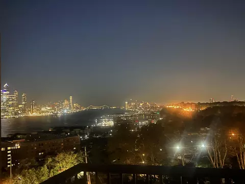 6010 Blvd E #82, West New York, NJ 07093