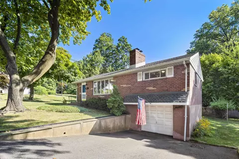 A1 Mount Washington Dr, Clifton, NJ 07013