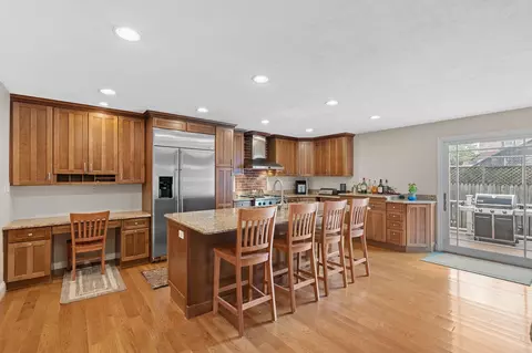 463 2nd St, Hoboken, NJ 07030