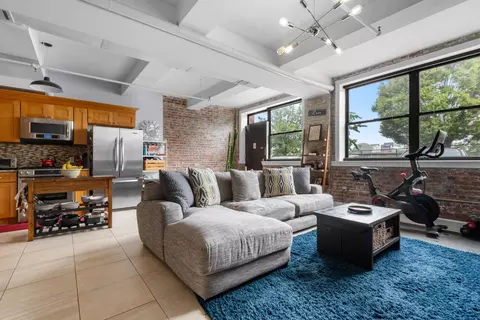 300 Communipaw Ave #28, Jersey City, NJ 07304