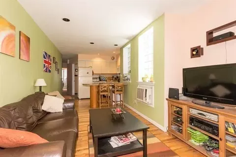 811 Washington St #5R/ 10, Hoboken, NJ 07030
