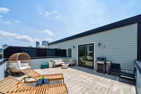 384 7th St #5, Jersey City, NJ 07302