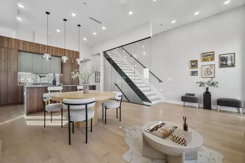 371 New York Ave #2, Jersey City, NJ 07307
