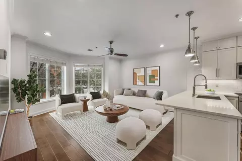 501 9th St #207, Hoboken, NJ 07030