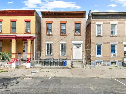 428 56th St, West New York, NJ 07093