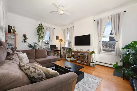 103 9th St #4, Hoboken, NJ 07030