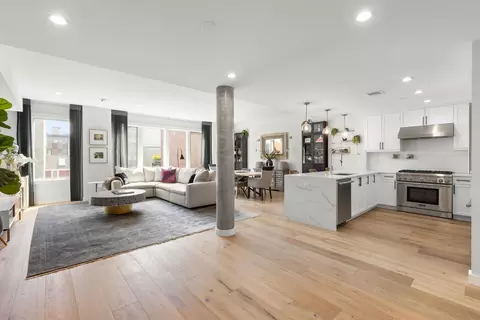 115 Grand St #405, Hoboken, NJ 07030