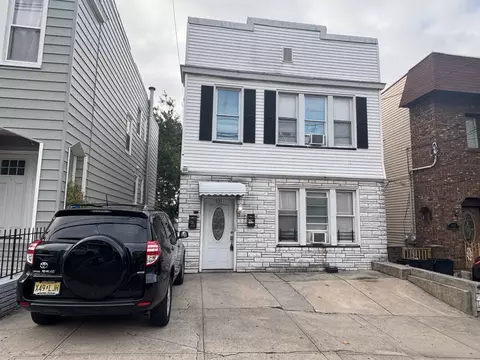 651 Liberty Ave, Jersey City, NJ 07307