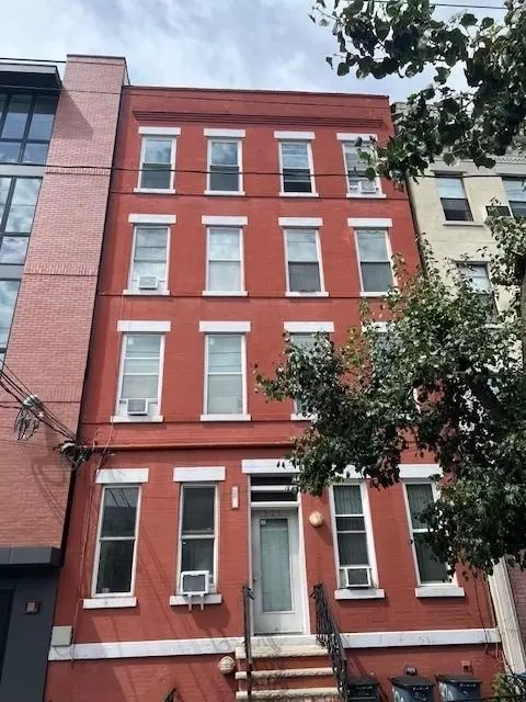 320 Madison St #6, Hoboken, NJ 07030