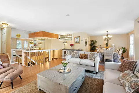 855 Valley Brook Ave #2A, Lyndhurst, NJ 07071