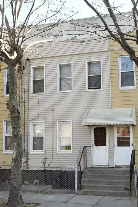 340 Bramhall Ave, Jersey City, NJ 07304