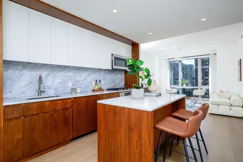 75 Park Ln S #1009, Jersey City, NJ 07310