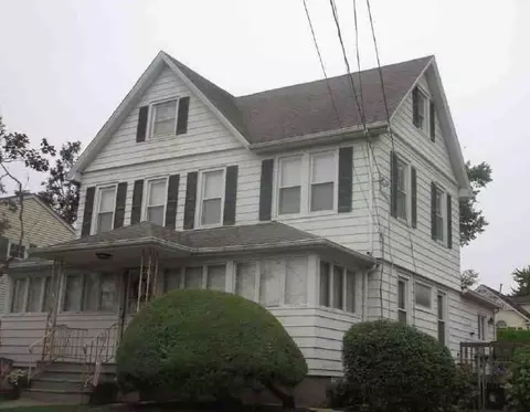 227 Cedar Rd, New Milford, NJ 07646