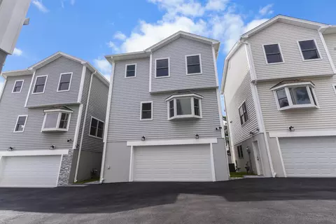 182 E 25th St # B, Paterson, NJ 07514