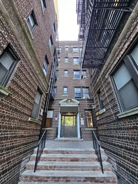 435 79th St #51, North Bergen, NJ 07047