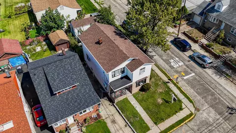 2 Raydol Ave, Secaucus, NJ 07094 photo 34